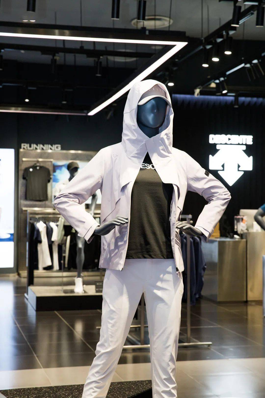 产品|成都人冲冲冲！5折雅诗兰黛，100+购女装！乐天8周年宠粉来啦！