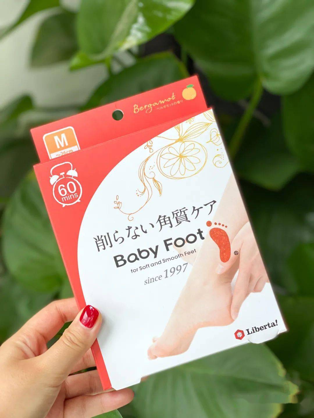 聽我的!把敷一敷就能輕鬆去除死皮老繭的babyfoot足膜用起來!