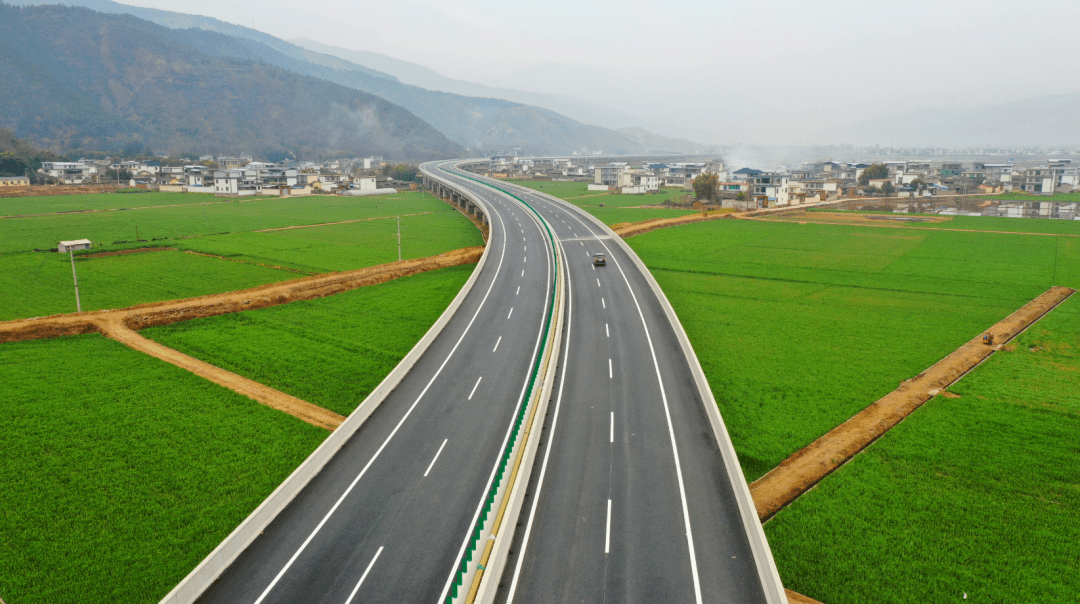 湖北保神高速公路(第四標段)