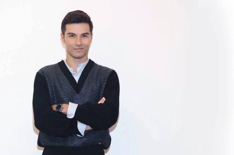 时代|痛心！台湾著名男星凤小岳妻子怀二胎9个月流产，胎儿肾脏不成形