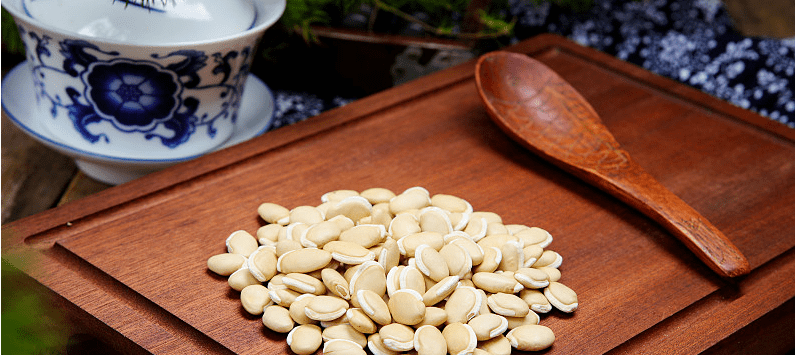 颜色|煲汤的白扁豆你选对了吗？当心买到“假冒白扁豆”，生熟功效也不同