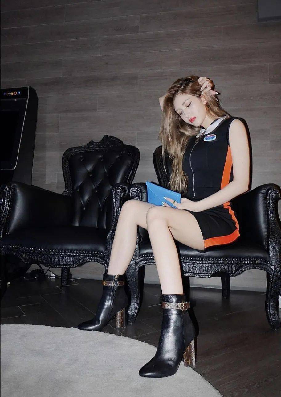 来头|这位让全网沦陷的美少女，到底什么来头？！