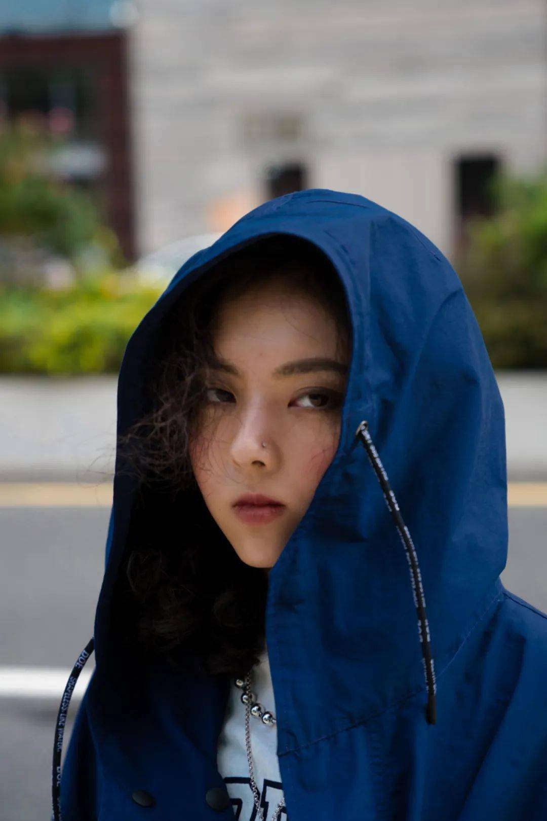 什么|6位时尚达人诠释,女生如何快速上手玩转 Urban Outdoor 风格