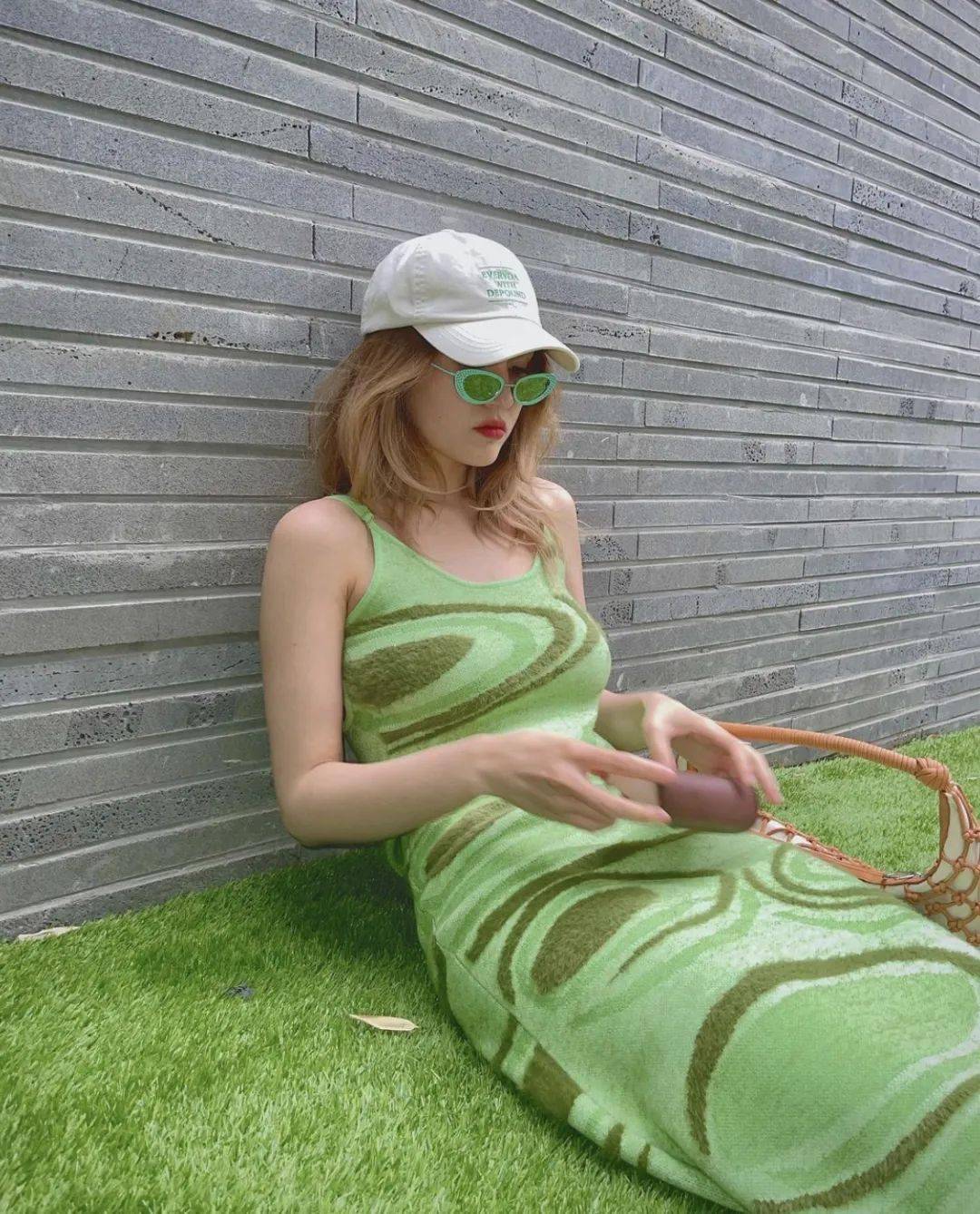 来头|这位让全网沦陷的美少女，到底什么来头？！