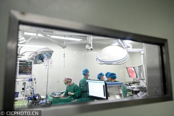 柳州|广西柳州：重返手术台的“刀锋战士”