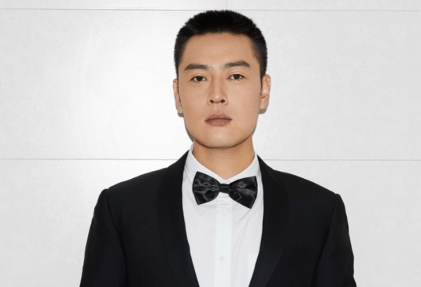 疫情|新闻8点见│上海出现本土新冠确诊病例，张文宏深夜发声