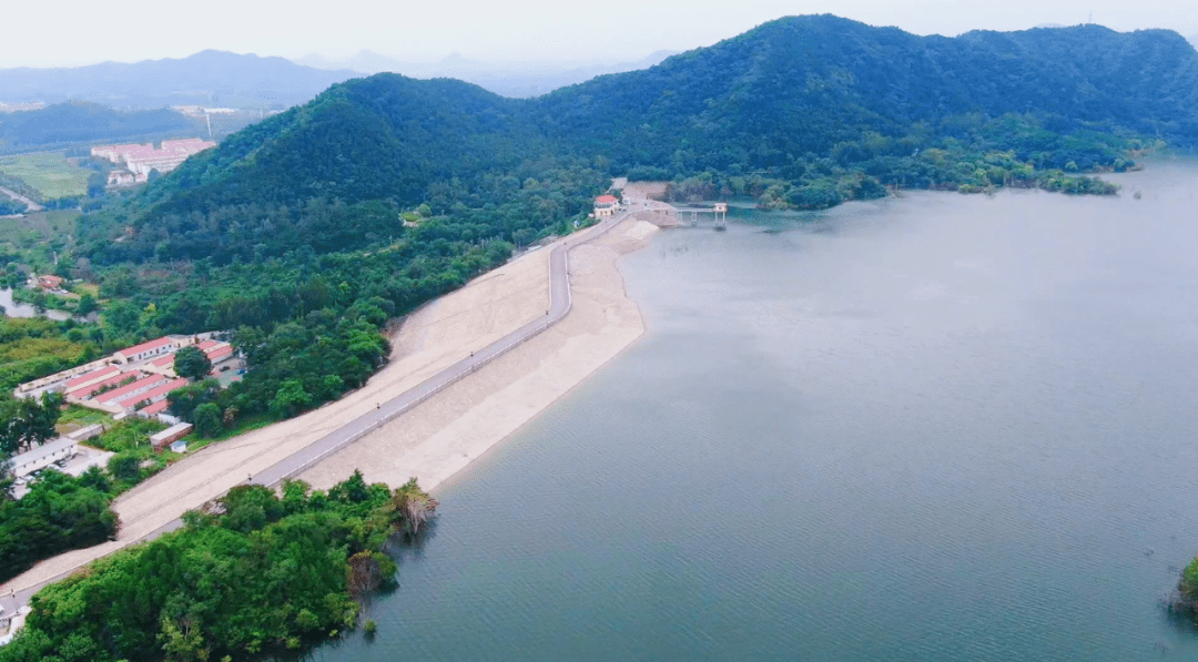 雨後密雲水庫生態美景驚豔四方;今起嚴查利用河湖開辦旅遊項目等活動