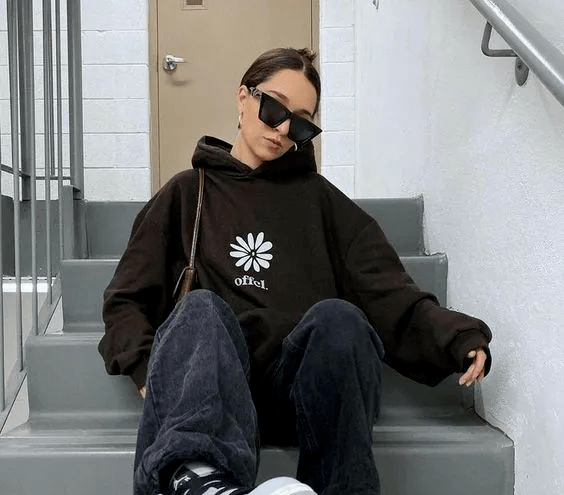 卫衣|初秋的卫衣这样穿，时髦炸了！
