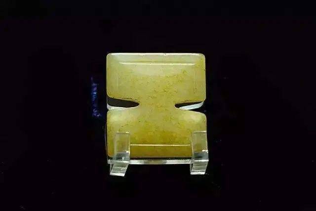 古代玉器中的“工字佩”_玉佩