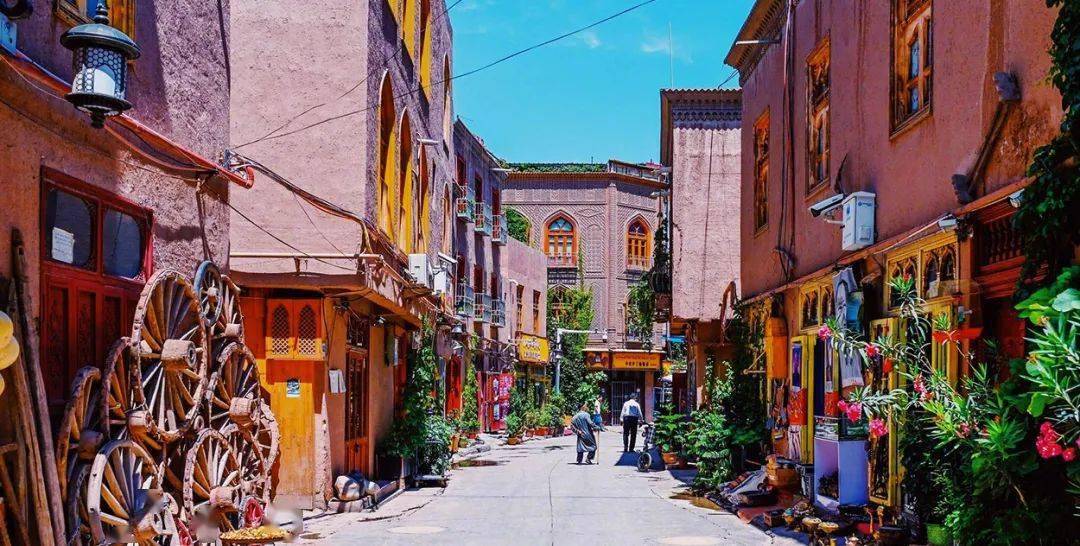 新疆这座老城，人文风情浓厚，颜值媲美摩洛哥，来了就不想走