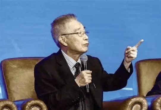 洗头|康王创始人87岁再出山,挑战5天不洗头