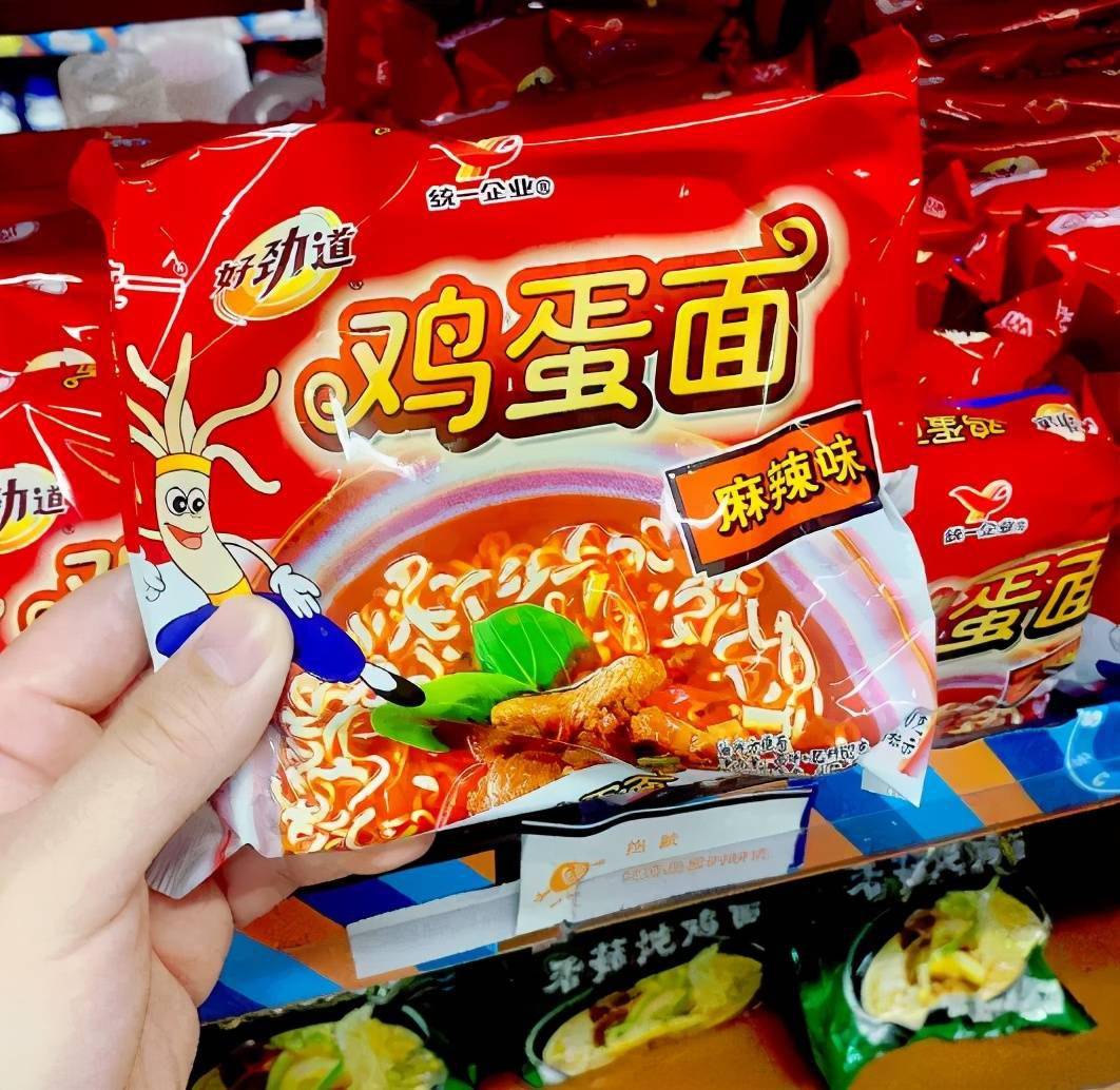 这些小时候藏起来偷偷吃的方便面你还记得多少