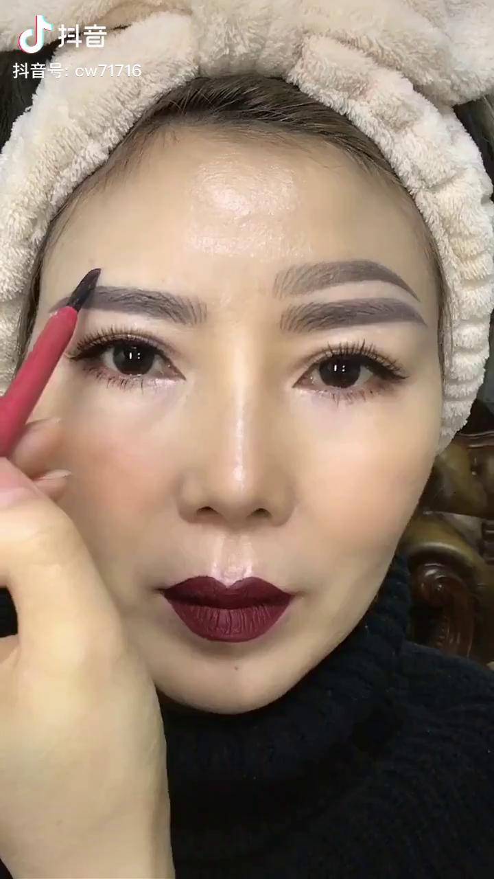 反手3d立体仿真眉宝宝们都学会了吗感谢抖音官方平台我要上热门 化妆