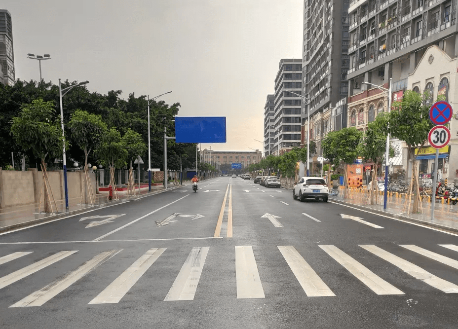 改造前项目位于佛山市南海区桂城街道,道路范围全长约0.