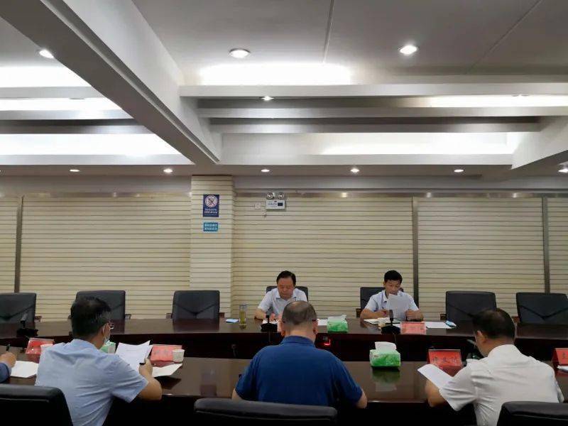 市政府办副主任王刚祥,市人社局党组书记,局长李亚