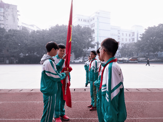 隆昌知行中学图片图片