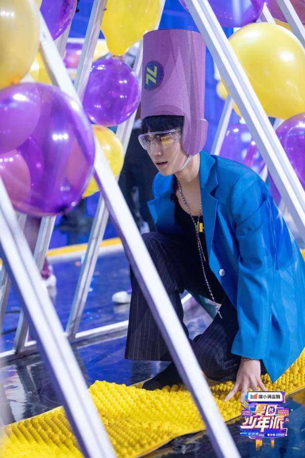 舞台|这次，他们为了吃火锅使出浑身解数