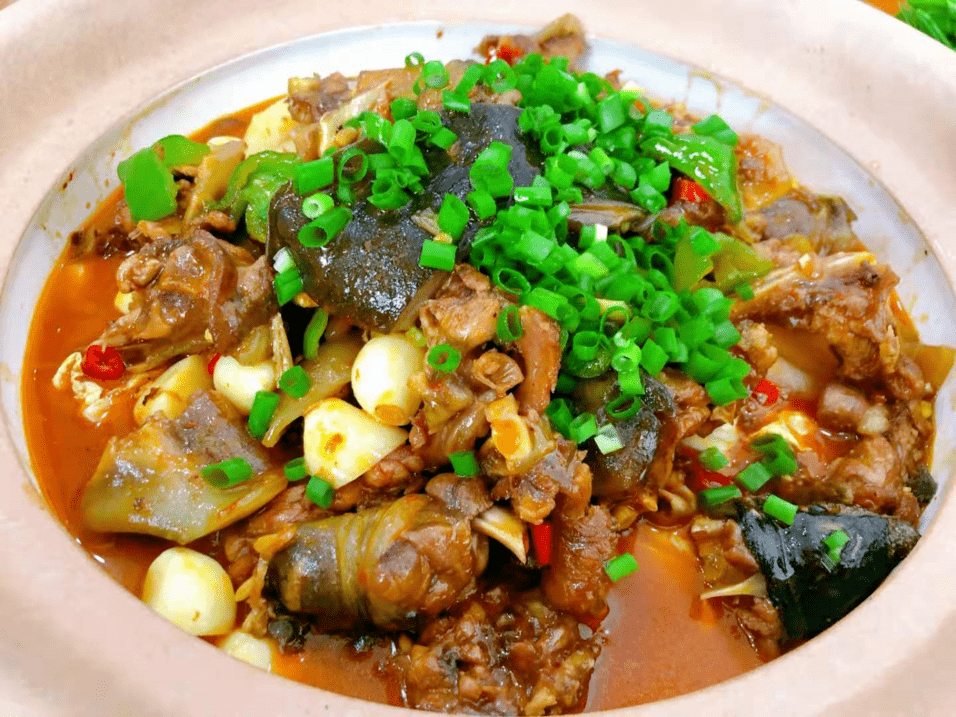 秋季进补哪家强这家店的牛蛙甲鱼好吃到汤都不剩超值套餐限时699元抢