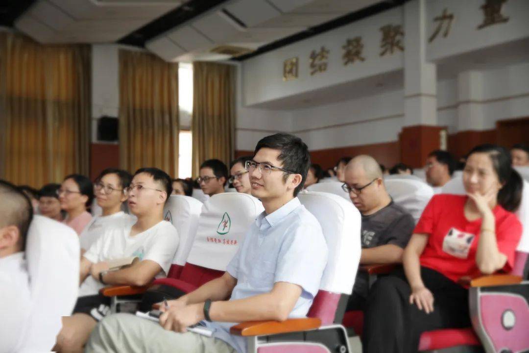 守正创新立德树人杭州市萧山区第一中等职业学校开展2021学年第一学期