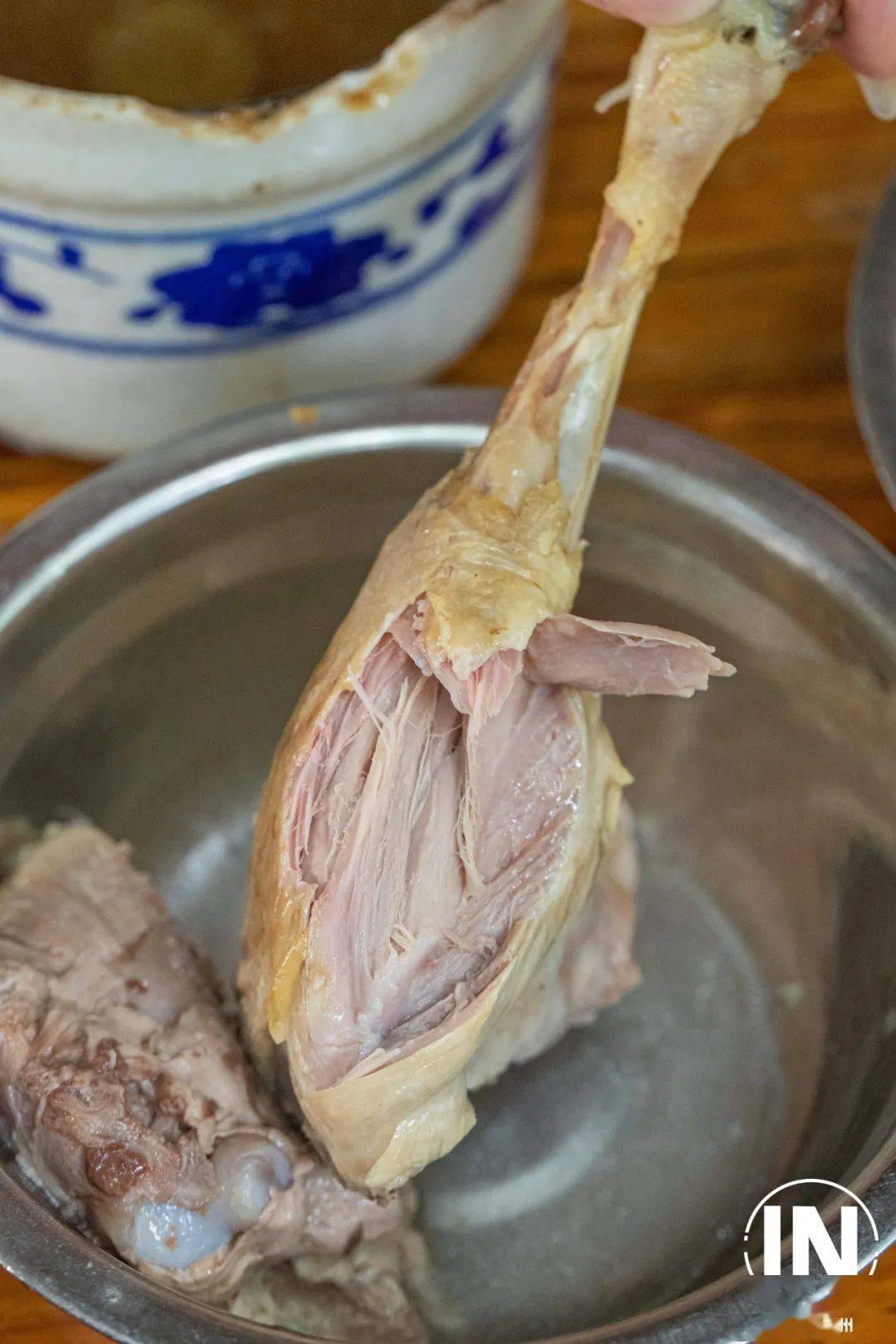 怎么把肉里面的油熬出来 368f70efa5d440669ec8ce5719ad748c.jpeg