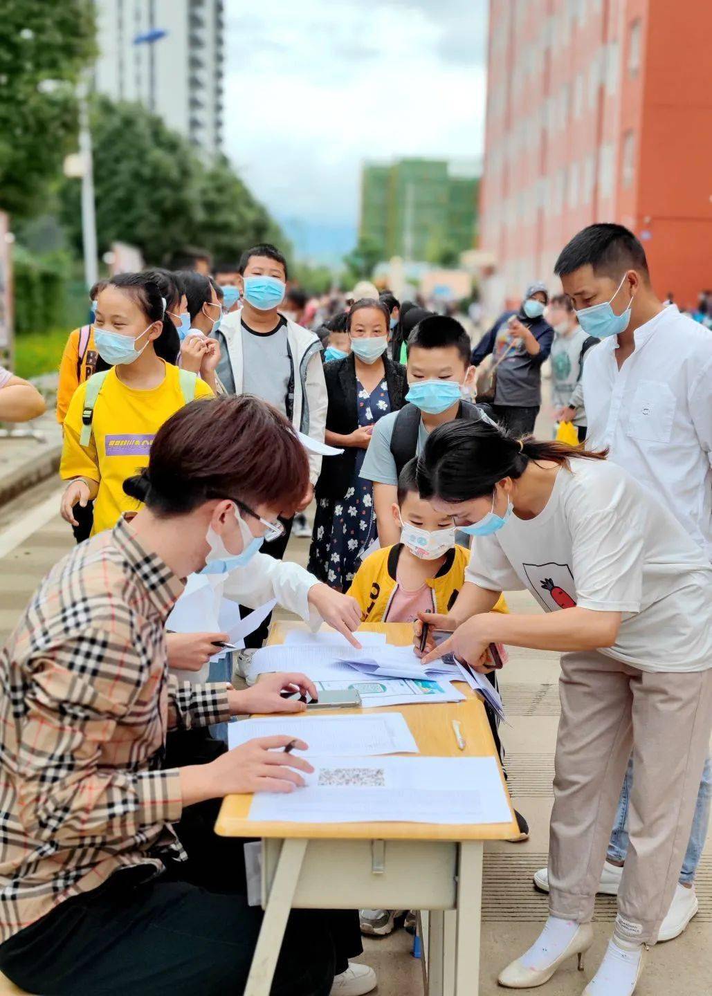衡实呈贡2021级初一新生开学啦!_衡水