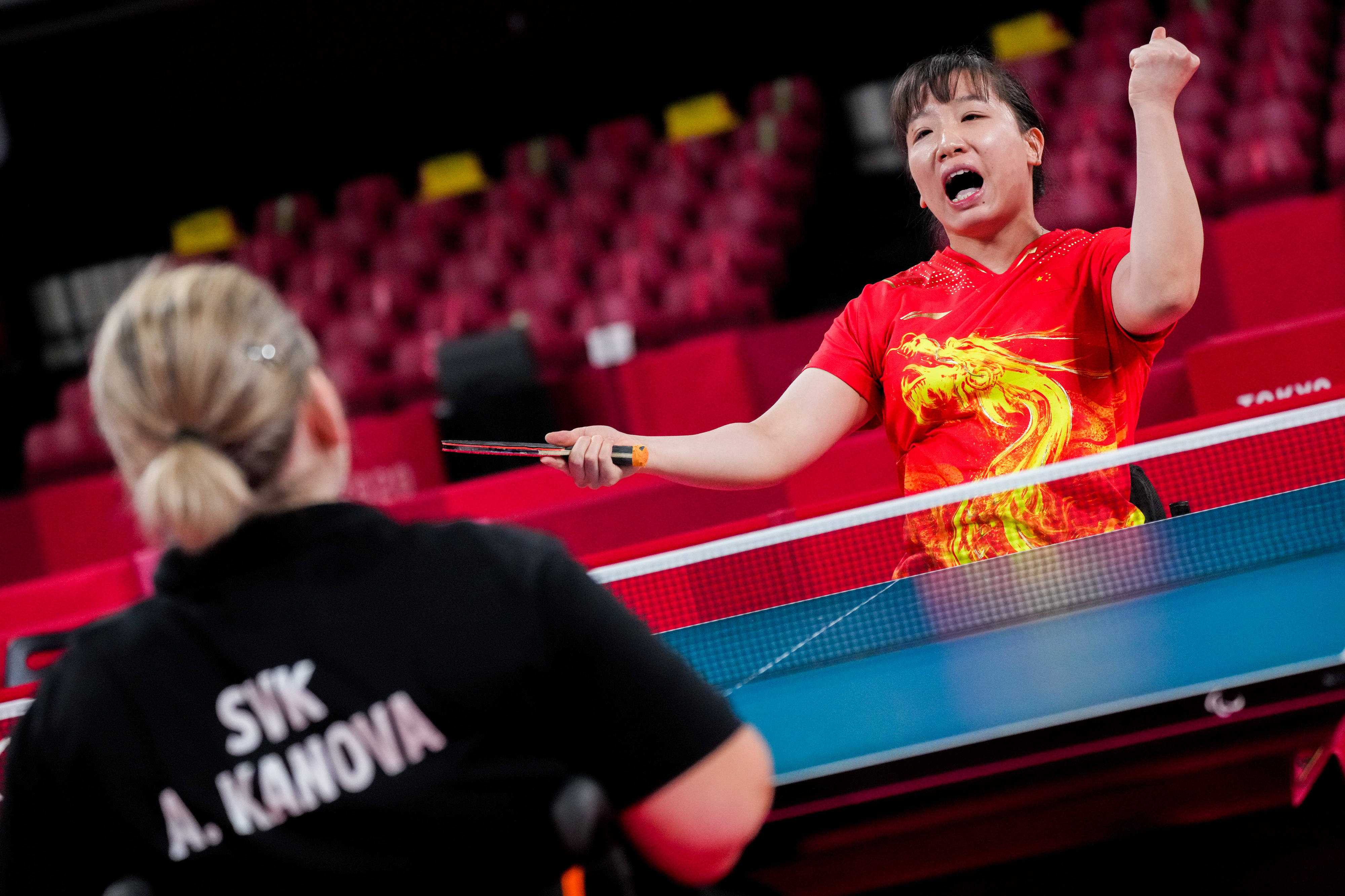 乒乓球——薛娟夺得女单3级金牌