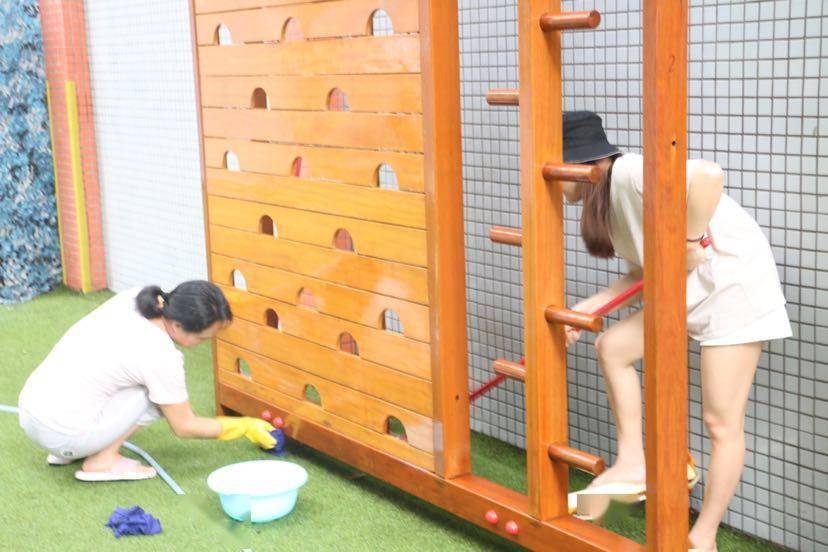 进行|直击开学准备 | 萌娃将返园,开学后体温一天多检