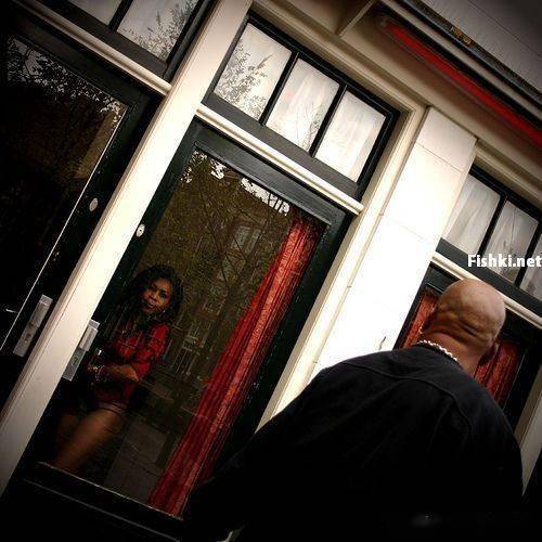 政府没有禁止,很多城市都可以容许存在,保护贞操的女性不被玷污或污辱