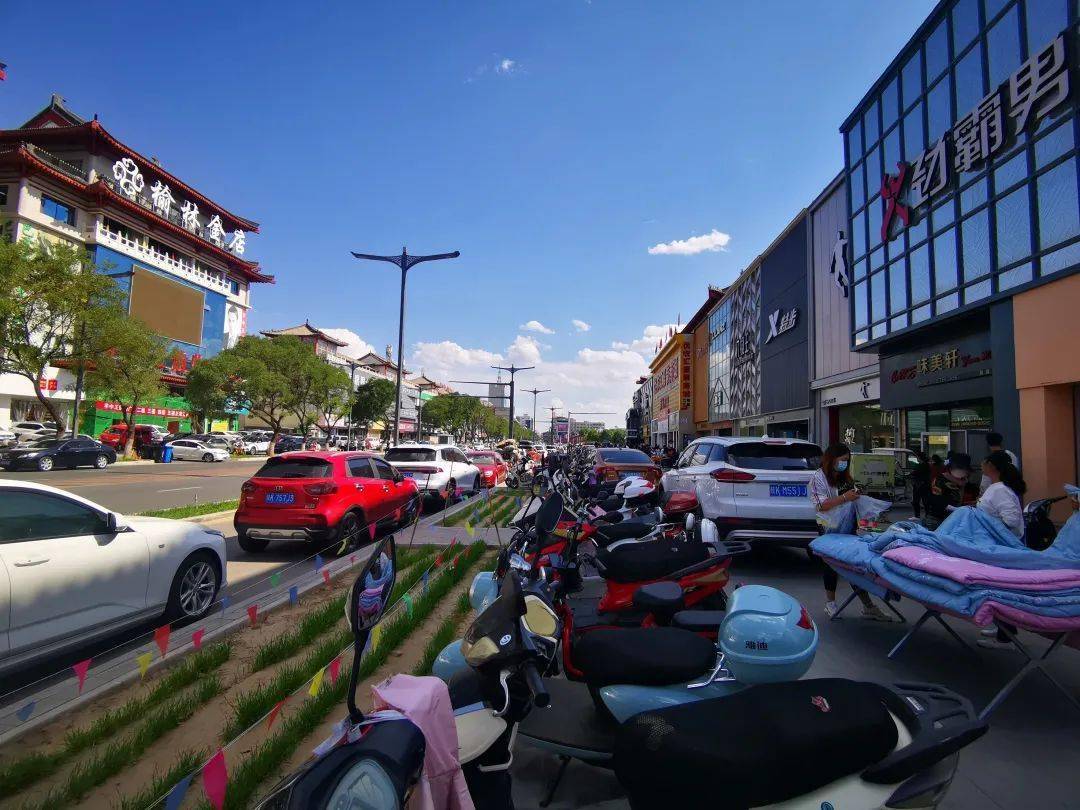 创文曝光台 | 榆林城区新建路:交通秩序惹人忧 "门前三包"脏乱差