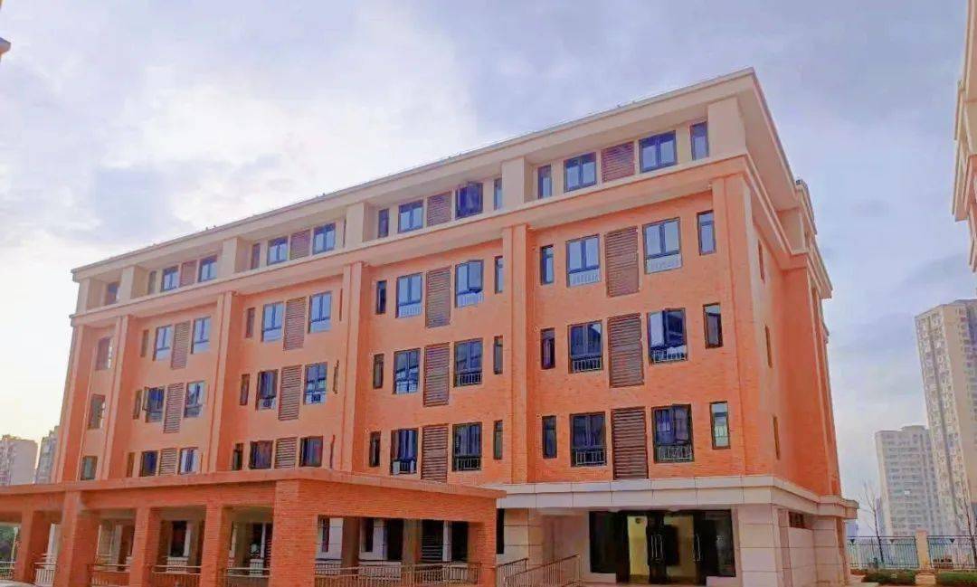 教师宿舍新面貌,新起点旧颜换新貌的香桥小学你喜欢吗?