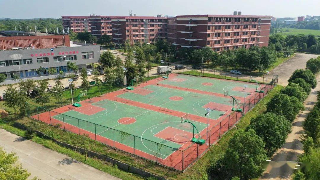 新面貌带你走进高安中专大城校区