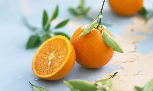 吃什么东西不能吃橘子 abf279e3e11247adafc5036516017d1a.jpeg