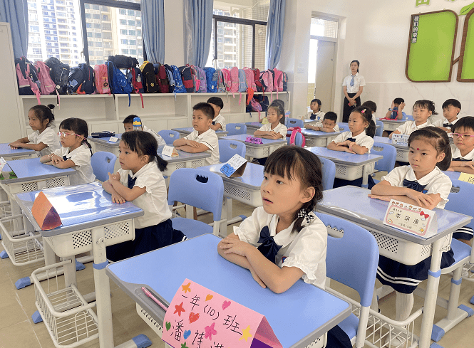 清飞小学清远的学子的生活是怎样的吧!