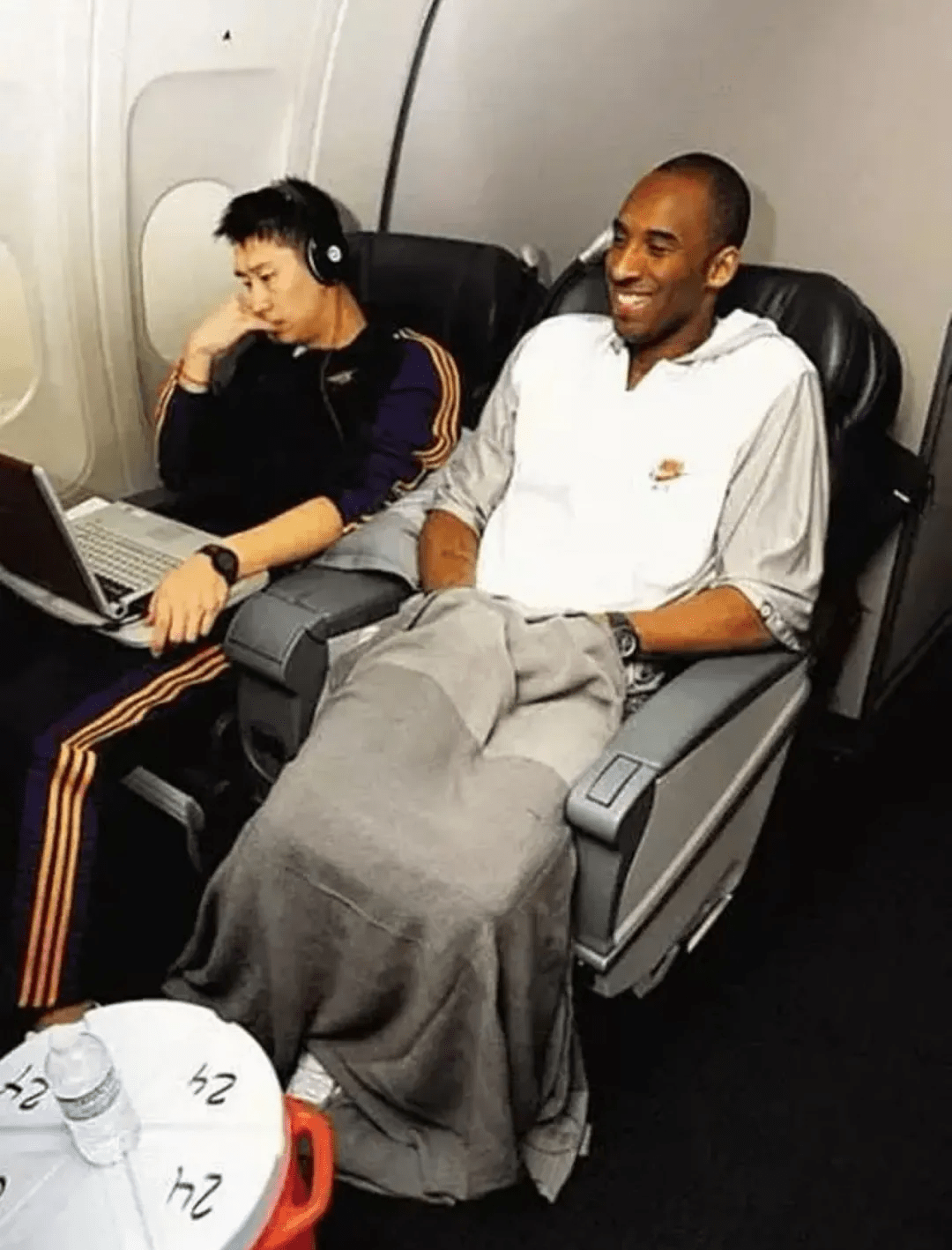 nba和cba的双料冠军!08男篮只剩阿联还在打_孙悦