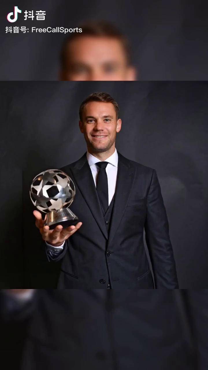 诺伊尔我太难了后卫防守心不在焉进攻一个比一个积极德国队足球足球