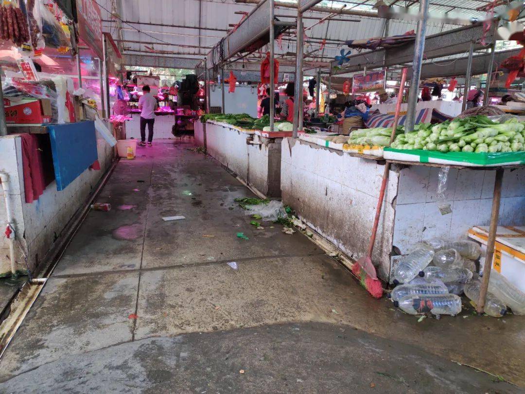 改造后的龙江镇仙塘市场