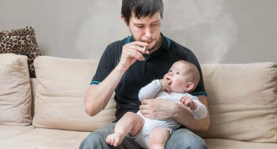 时钟|吸烟害人害己，最新研究表明二手烟会加速儿童衰老