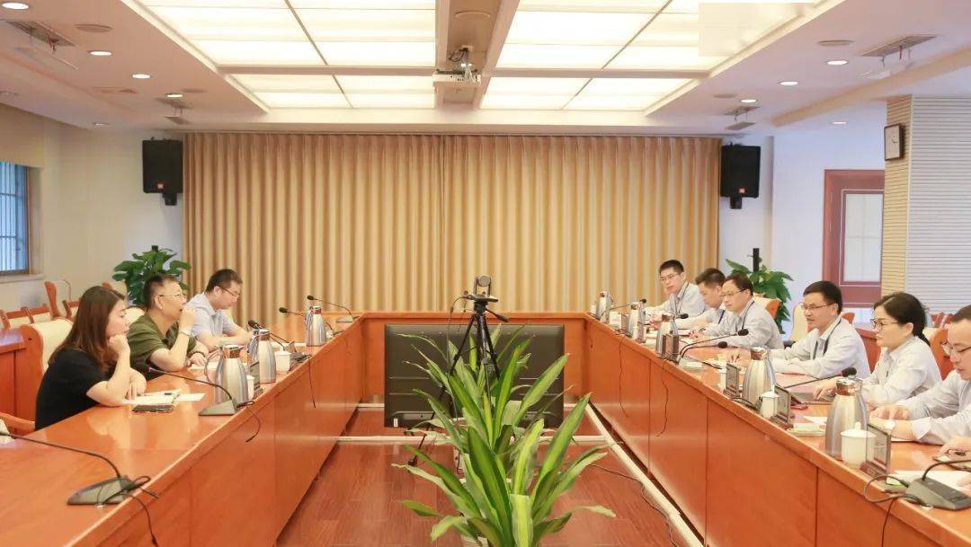 【今日关注】省国资委党委委员方建平来巨化调研指导