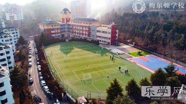 【最新全国中学排行榜TOP10】：教育新视界中的卓越之地