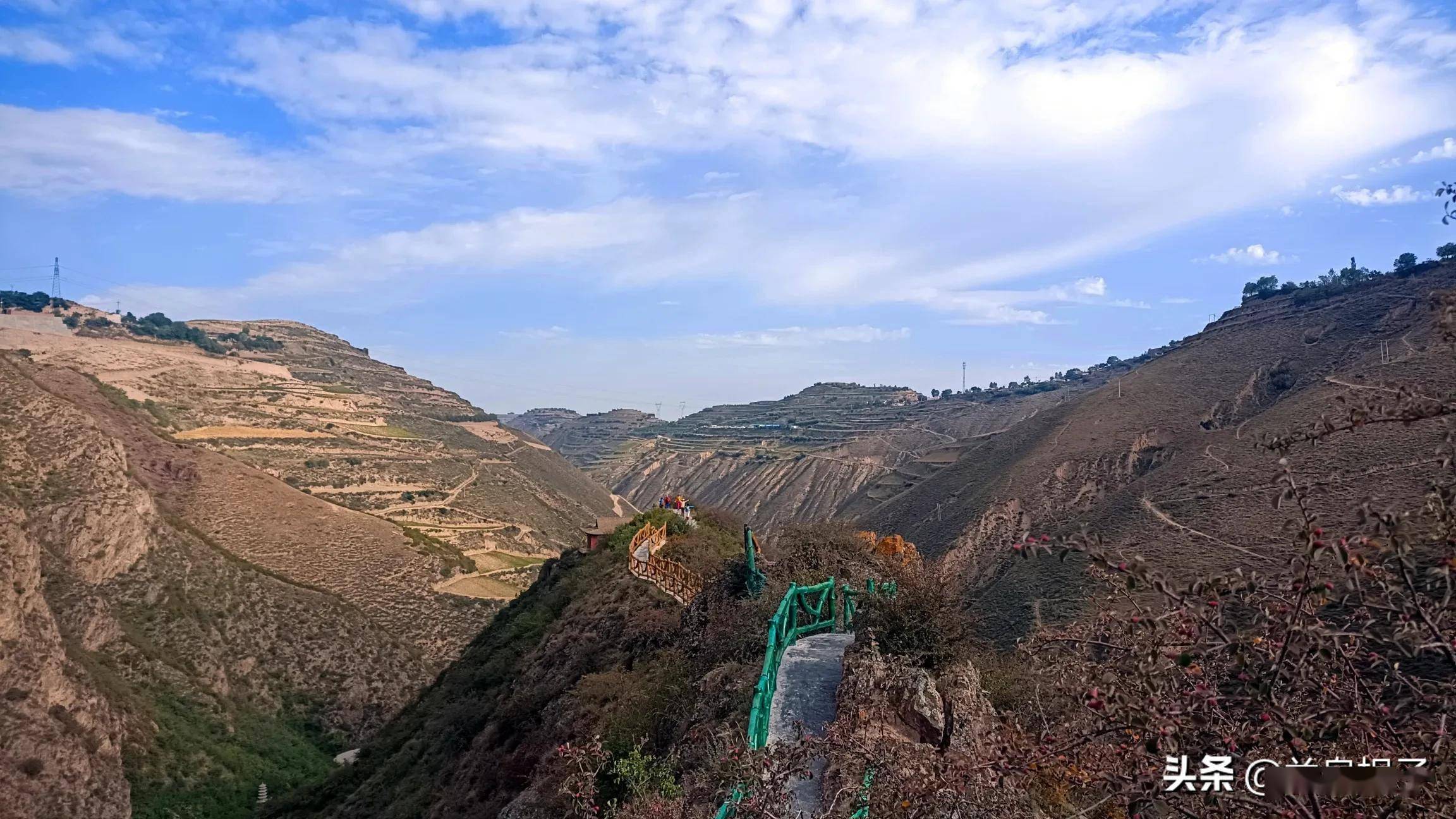 兰州近郊抱龙山徒步关山行游寺儿沟_见证