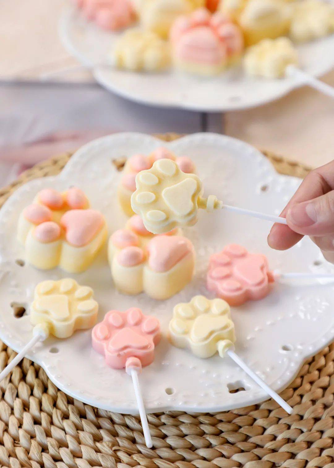 如何在家制作糖丝 b7cceede18894d848815f25adefb5ec2.jpeg