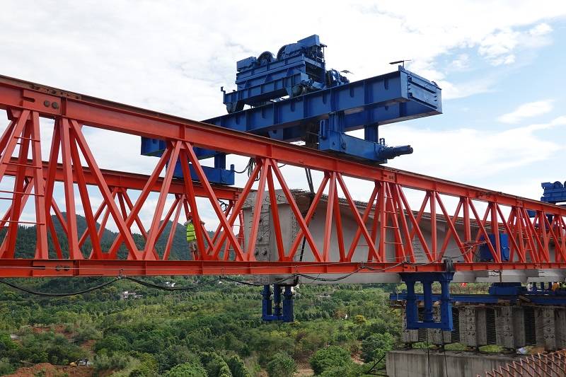 【奋力半年攻坚行动】抓项目促落实 黔西南金州大桥建设如火如荼