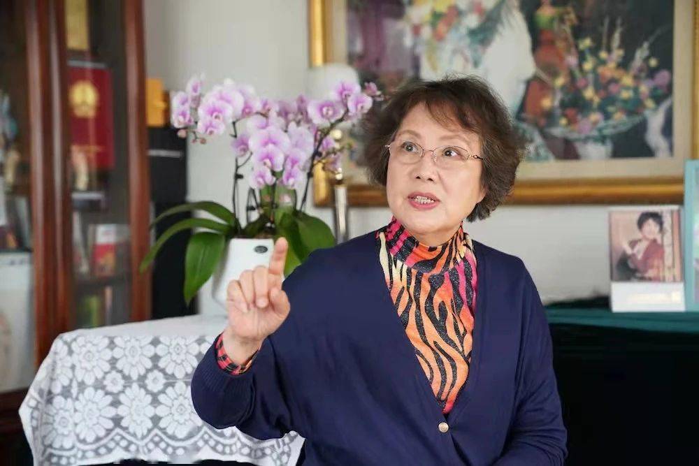 "第二代"白毛女"李元华,退而不休传承民族艺术_郭兰英