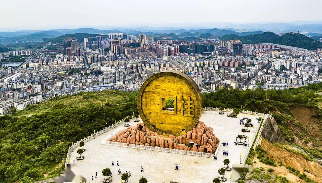 开新局谋新篇巫初华建设新桂阳争创全国百强县