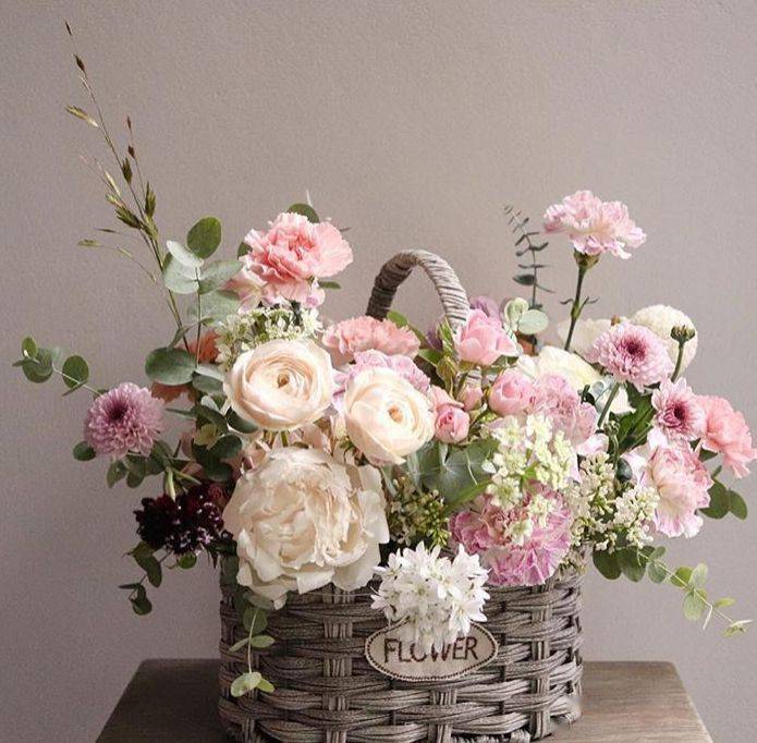 教师节康乃馨花艺作品图集