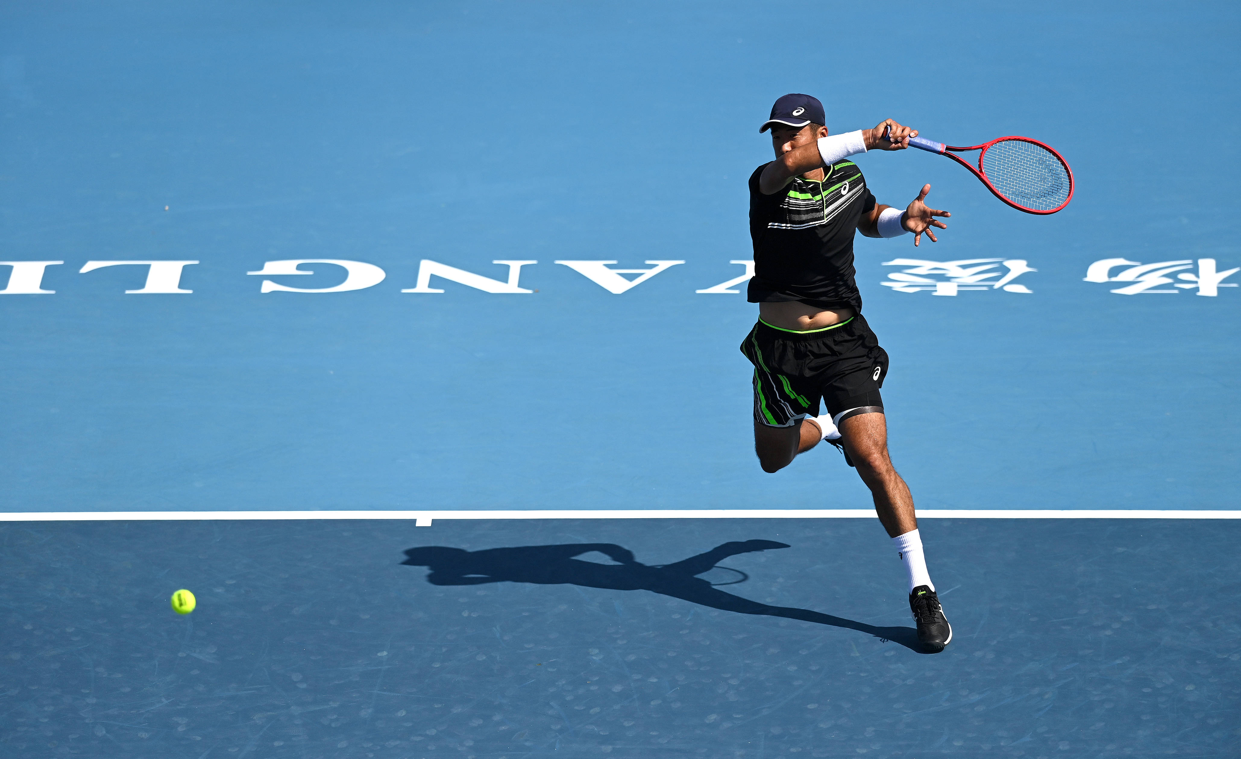 网球——男单半决赛:天津队李喆晋级决赛