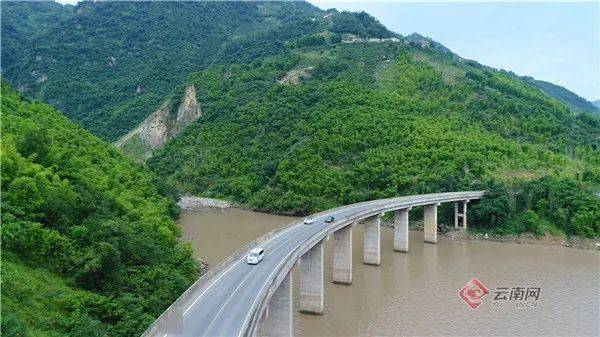 水富绥江高铁图片