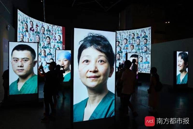 钟锐钧|在广州城遇上时代快闪摄影棚，宠爱自信的自己