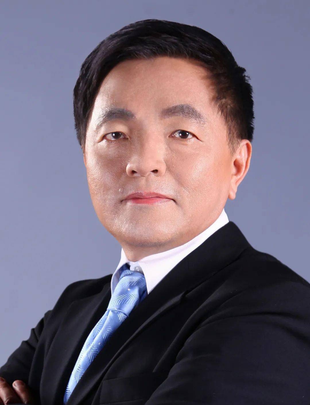 "(techno-economic paradigm)的效应逐渐明朗,以容器为代表的云原生