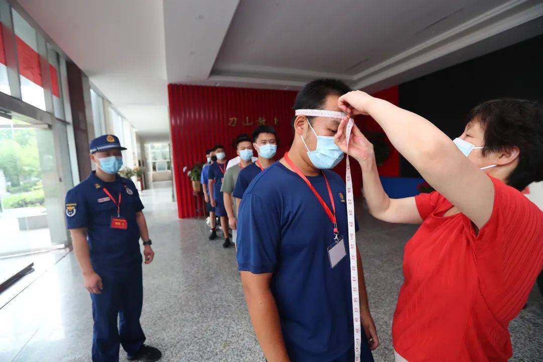 蚌埠消防圆满完成新招录消防员体检和心理测试工作_进行